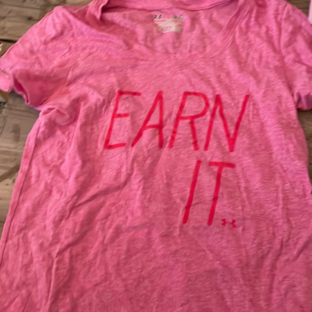 Under armor tee
